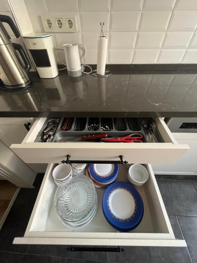 Centrally Located, 2+1 House In Taksim, Cihangir Lejlighed Istanbul Eksteriør billede