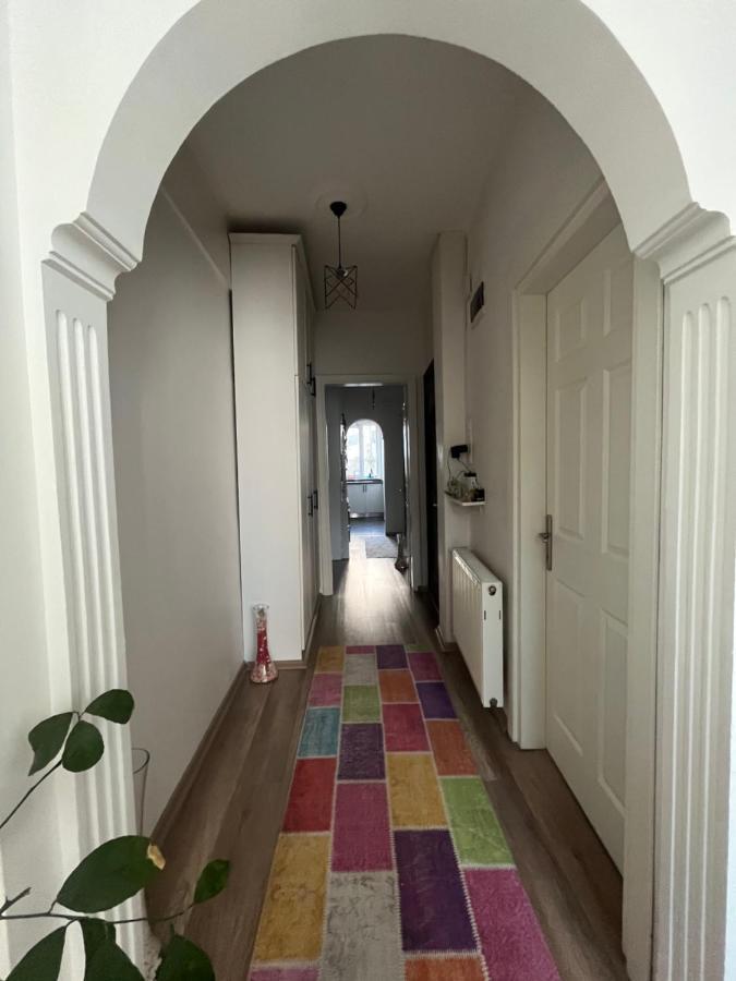 Centrally Located, 2+1 House In Taksim, Cihangir Lejlighed Istanbul Eksteriør billede