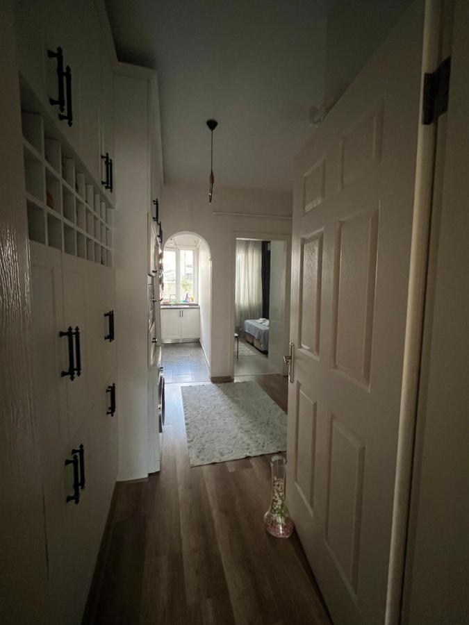 Centrally Located, 2+1 House In Taksim, Cihangir Lejlighed Istanbul Eksteriør billede