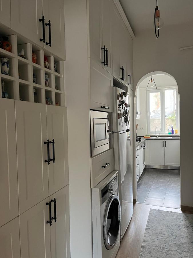 Centrally Located, 2+1 House In Taksim, Cihangir Lejlighed Istanbul Eksteriør billede