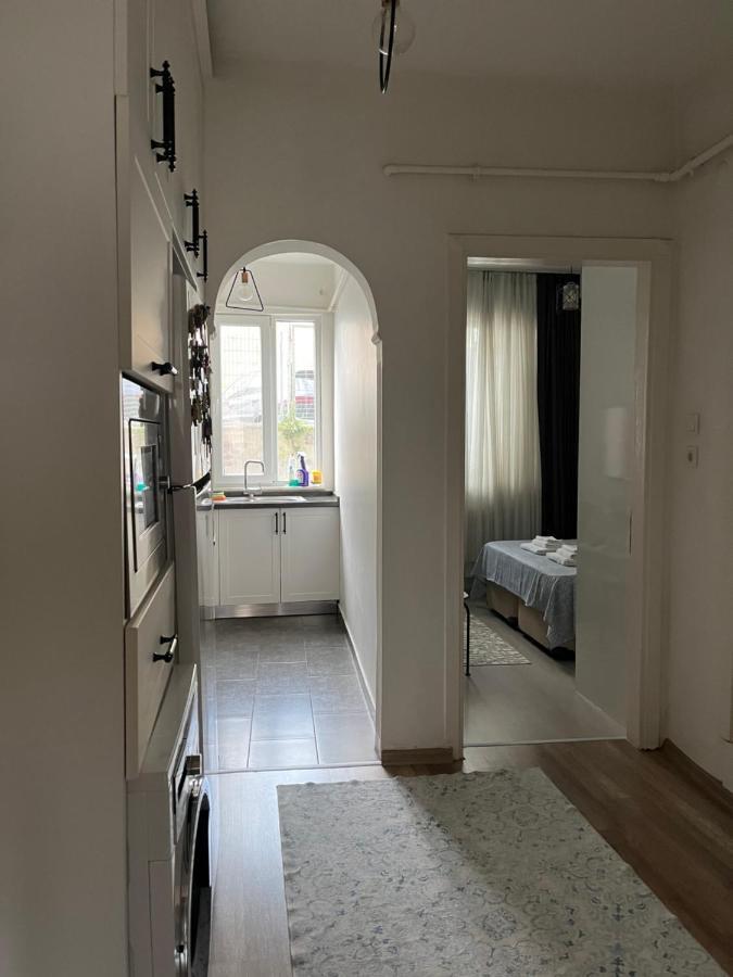 Centrally Located, 2+1 House In Taksim, Cihangir Lejlighed Istanbul Eksteriør billede