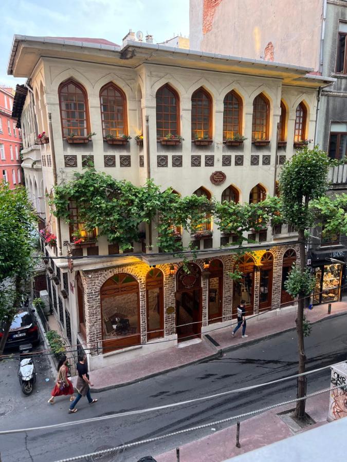 Centrally Located, 2+1 House In Taksim, Cihangir Lejlighed Istanbul Eksteriør billede