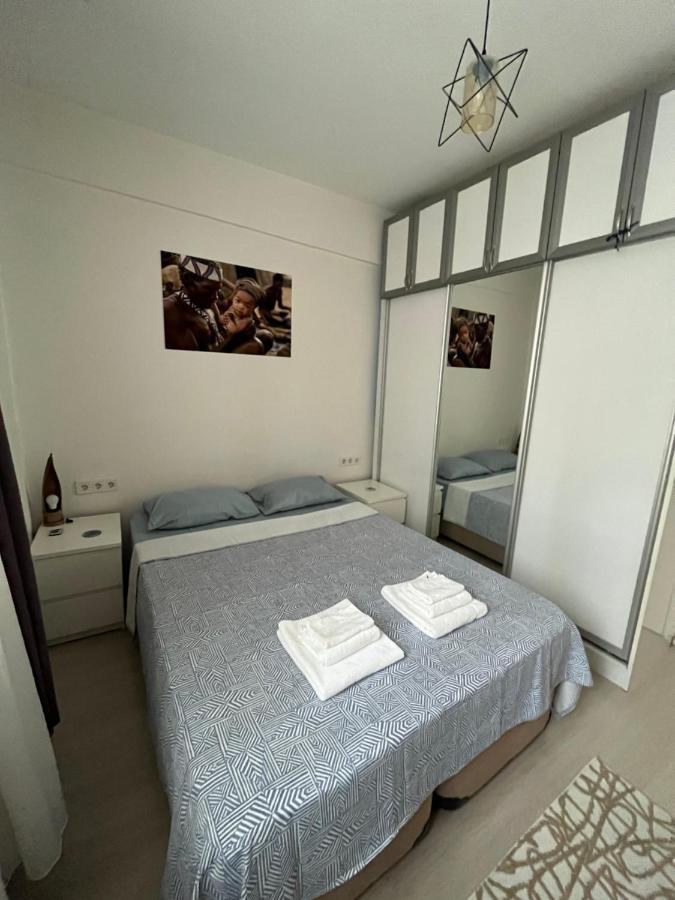 Centrally Located, 2+1 House In Taksim, Cihangir Lejlighed Istanbul Eksteriør billede
